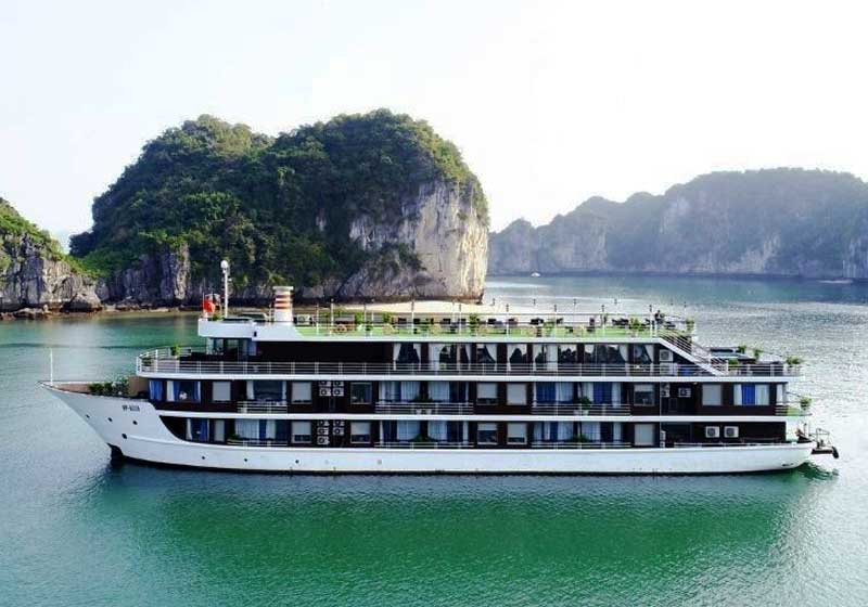 3 Day Halong bay cruise and Cat Ba Island tour