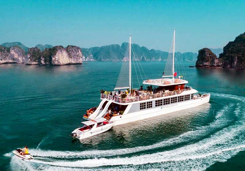 Du thuyền 5 sao vịnh Lan Hạ
