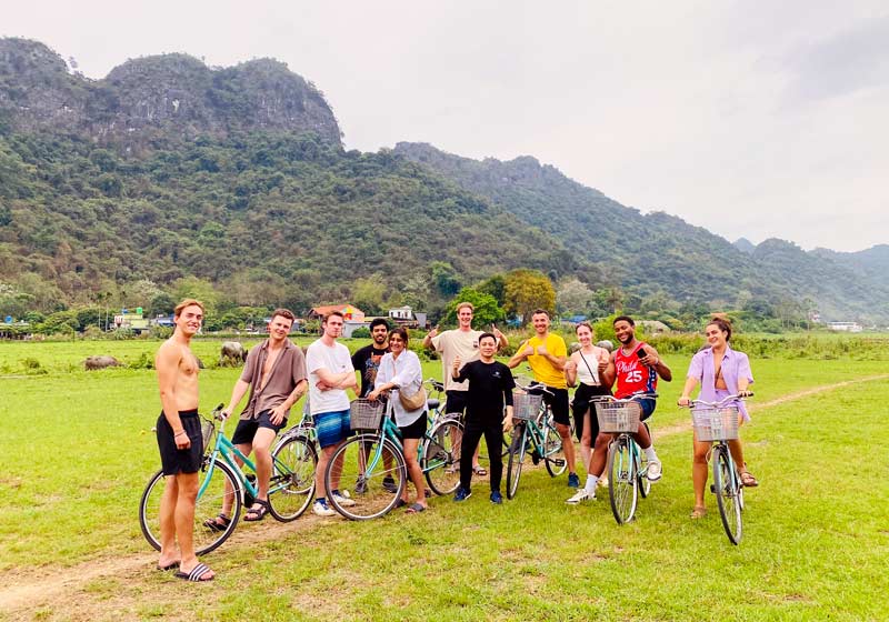 Viet Hai village cycling Lan Ha Bay tour