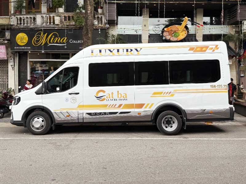 Vip Limousine Bus Hanoi to Cat Ba Island daily service