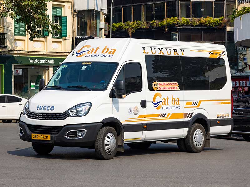 Xe khách limousine Hà Nội Cát Bà