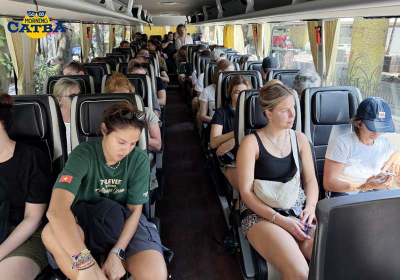 Xe bus du lịch Hà Nội Cát Bà Good Morning