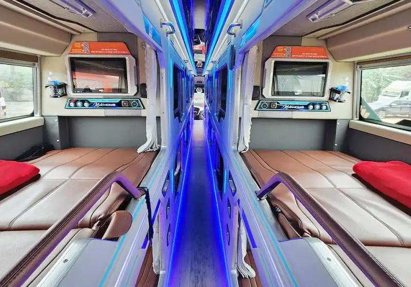 Private cabin bed on Hanoi to Sapa VIP bus