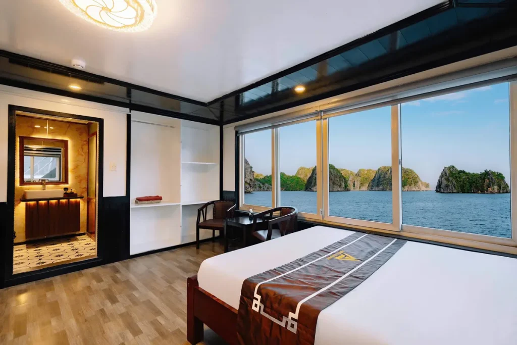 Comfortable cruise cabin room on Lan Ha Bay overnight boat