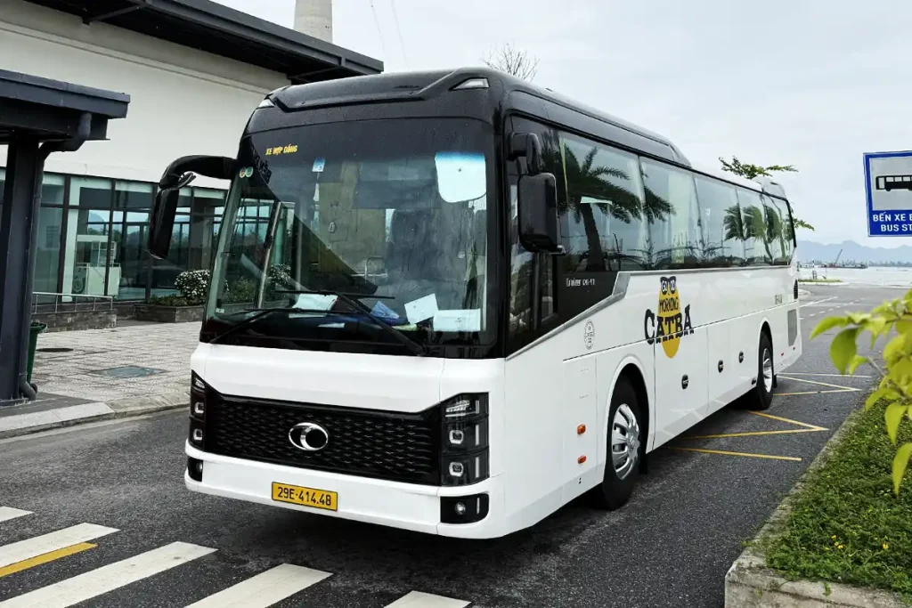 Nên đi xe hà nội cát bà loại nào